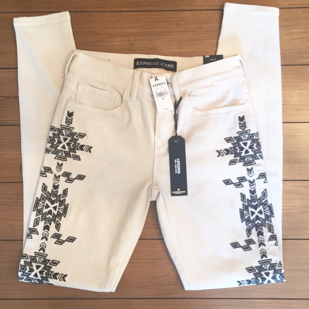 Express Mid Rise Legging/ Stretch Jeans NWT